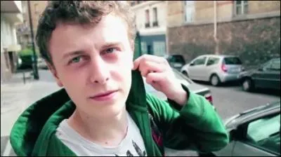 Que fut le sujet de son premier podcast ?