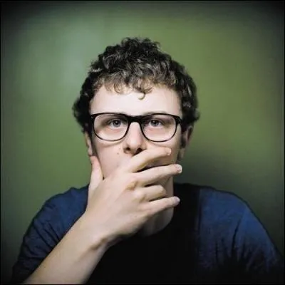 Comment s'appelle la chanson qu'il a cre en 2011 ?