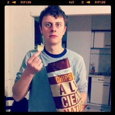 Qui participe au podcast  les chemises !    part Norman ?