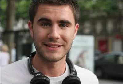 Quand cre-t-il  Le Rewind  ?