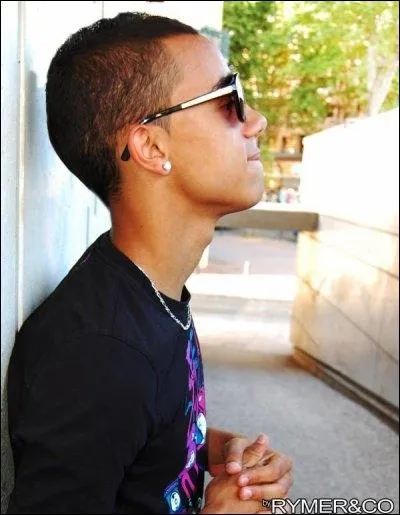 Comment s'appelle son premier podcast ?