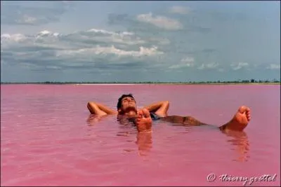 O ce touriste est-il en pleine dtente