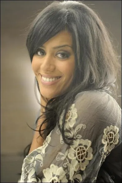 De quelle origine est la mre d'Amel Bent ?