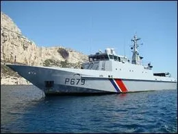Quel est le nom de ce navire, patrouilleur de service public ?