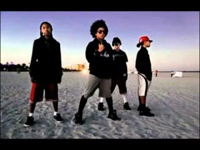 Cette photo a t prise pour un clip qui ne possde pas de vido (c'est une chanson bonus dans l'album). De quel clip s'agit-il ?