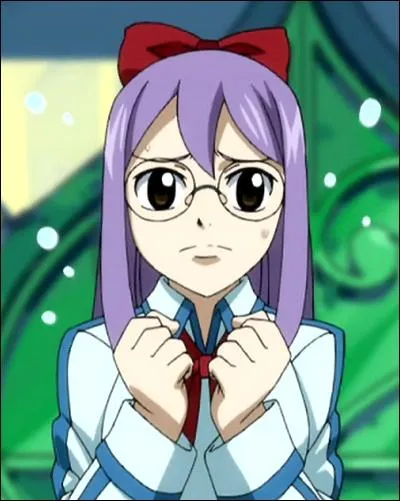 Qui utilise des expressions bizarres dans la guilde Fairy Tail ?