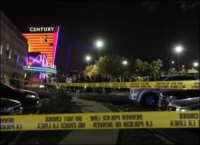 Une fusillade a lieu le 20 juillet 2012, dans le cinma du centre commercial d une ville du Colorado , la ville de/d'