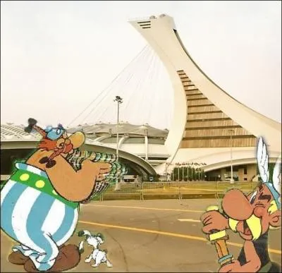 Nous retrouvons nos insatiables gaulois admiratifs, devant l'tonnante tour penche du stade olympique de ... .