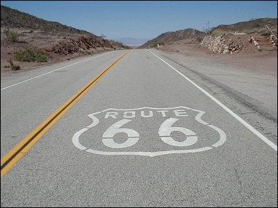 En quelle anne, le gouvernement a-t-il ratifi, l'acte de naissance de, l'US Highway 66 ?