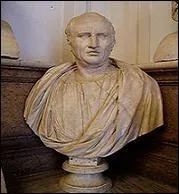 À quel juriste ne donnera-t-on plus le titre de "maître" en France ?