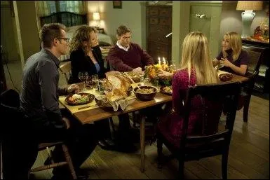 Dans le script original, il tait question qu'une femme soit une autre fille de Meredith, et donc la demi-soeur de Claire. L'ide a t abandonne, mais de qui tait-il question ?