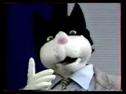 Quelle phrase prononce-t-il  la fin de chaque journal tlvis ?