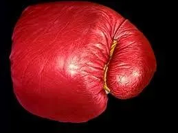 Allez ! Un peu plus dures les deux dernires. Quel est cet objet de combat ?