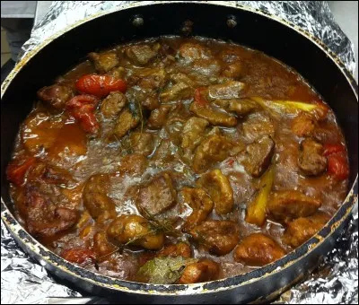 Le mot navarin indique autre chose qu'une façon de cuisiner l'agneau. Quoi donc ?