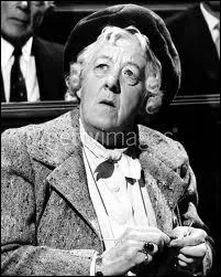 La géniale anglaise Margaret Rutherford n'était pas du tout le personnage de la fameuse détective créée par Agatha Christie ! Mais elle en fit une détective punchy et pleine d'humour. Qui est-ce ?