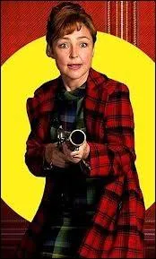 C'est sans doute la plus extraordinaire de toutes : Imogène Mac Carthery ! Ecossaise 100 %, buveuse invétérée, castagneuse... les romans dont elle est l'héroïne sont désopilants. Qui est l'auteur ?