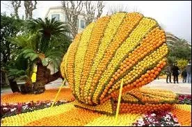 Que fte-t-on chaque anne  Menton ?