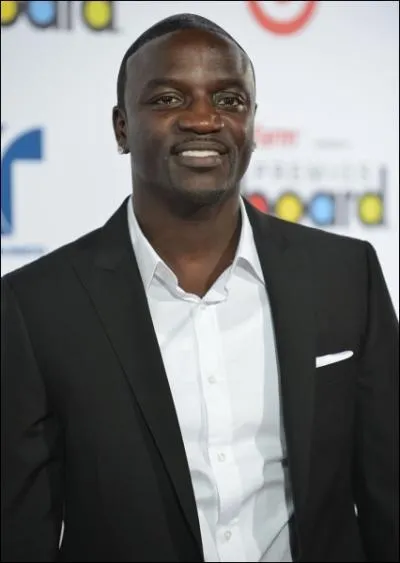 Quel est le vrai de nom de Akon ?