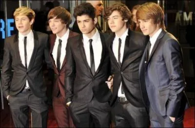 Avec qui ont-ils sign un contrat ?