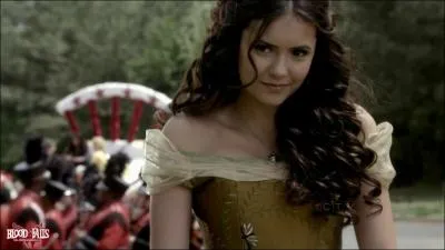 Pourquoi Rose enferme-t-elle Katherine ?