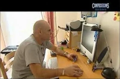 Qu'est-ce que sa femme peut bien lui reprocher ?