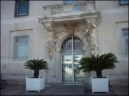 Laquelle de ces villes est le Chef lieu du Dpartement du Var ?