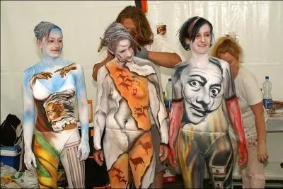 Soi-disant qu'il tait fou du chocolat Lanvin !