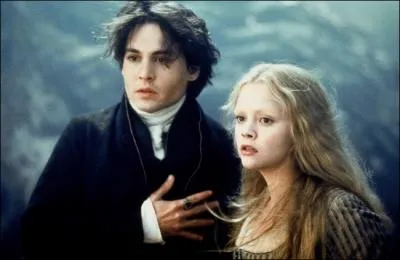 J'ai jou avec Johnny Depp dans  Sleepy Hollow . Qui suis-je ?