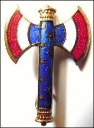 La francisque, la hache de jet des guerriers Francs, a t l'emblme de quel rgime politique en France ?