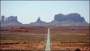 Vous partez de Los Angeles en Californie pour aller  El Paso au Texas par la route en prenant le chemin le plus court. Quels tats traversez-vous ?