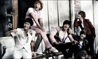 Quel est le nom de ce boys band ?