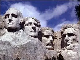 Quel prsident ne figure pas sur le Le mmorial national du Mont Rushmore