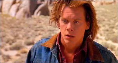 Comment s'appelle Kevin Bacon dans  Vendredi 13  ?