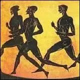 Ses bras glissent comme des (... ).