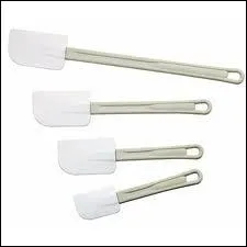 Cette spatule souple qui sert  racler le fond des rcipients s'appelle une
