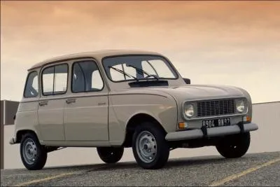 Quelle est cette mythique Renault produite  8. 135. 424 exemplaires pendant prs de 30 ans ?