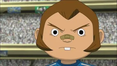 Comment se prnomme ce dfenseur ?