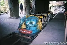 De quelle attraction provient ce wagon ?