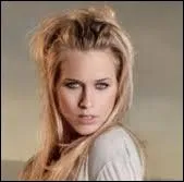 Dans quelle srie a-t-elle jou ?