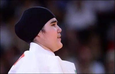 Cette judokate  voile  est la premire athlte fminine de l'histoire de son pays  participer aux jeux olympiques. Quel est ce pays ?