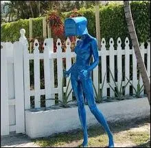 Est-ce ou pas une sculpture. En tout cas, c'est une tonnante, et pas forcment esthtique... ?