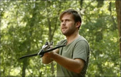 Dans combien d'originels a-t-il plant� une dague ?