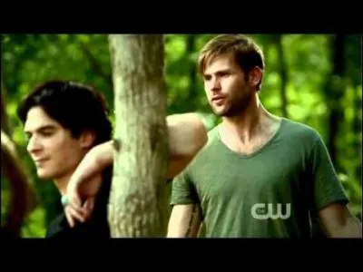 Mais quelle est la vraie raison de son arriv�e � Mystic Falls ?