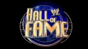 Lequel de ces quatres commentateurs appartient au Hall Of Fame ?