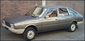 Elle a t la toute premire voiture franaise fabrique par informatique. Ella apparat sur la march automobile en 1975 ; c'est une :