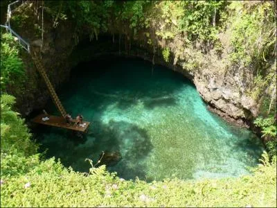 Comment appelle-t-on les habitants des Iles Samoa ?