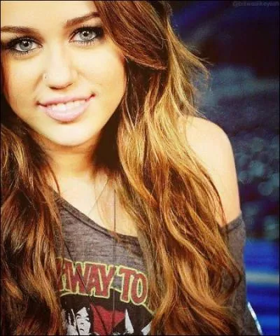 Dans quoi joue-t-elle ?