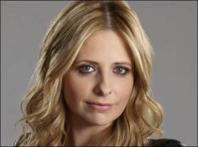 Combien a-t-elle de voitures ?