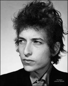 Qui est-ce (le chef) ?