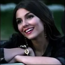 Comment s'appelle ce clip ?